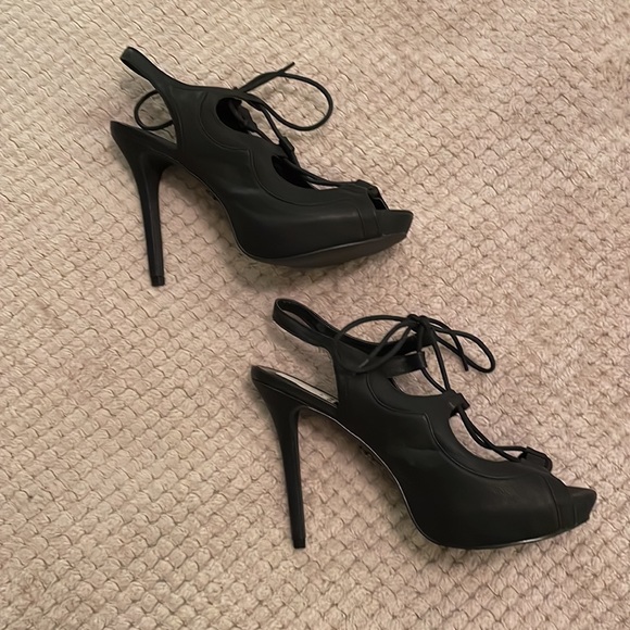 Vera Wang Shoes - Simply Vera black lace up svellablack heels